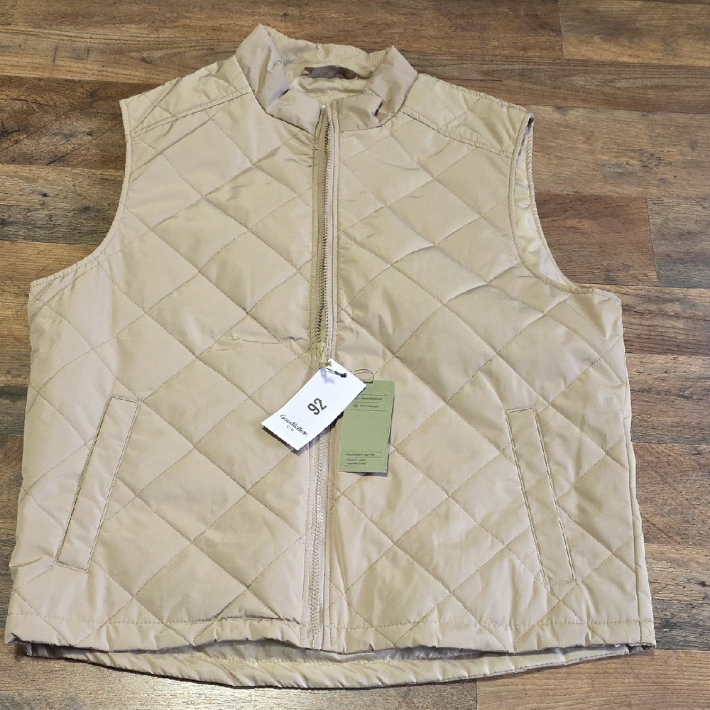 Goodfellow & Co Light Tan Quilted Vest